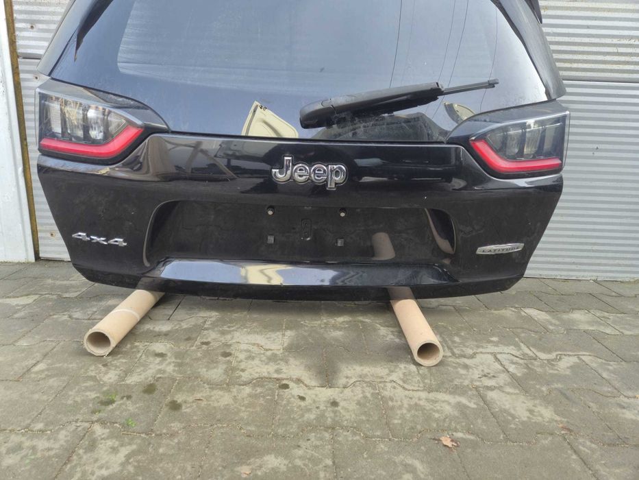Klapa bagażnika jeep cherokee kl 19r. Lift czarna