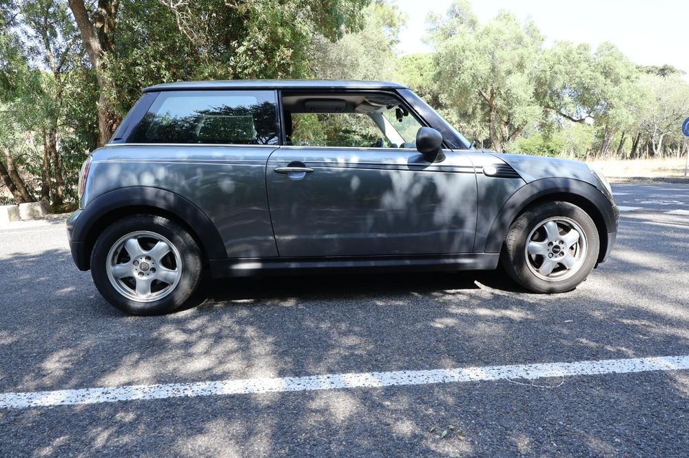 Mini Cooper One 1.4525313214608189444