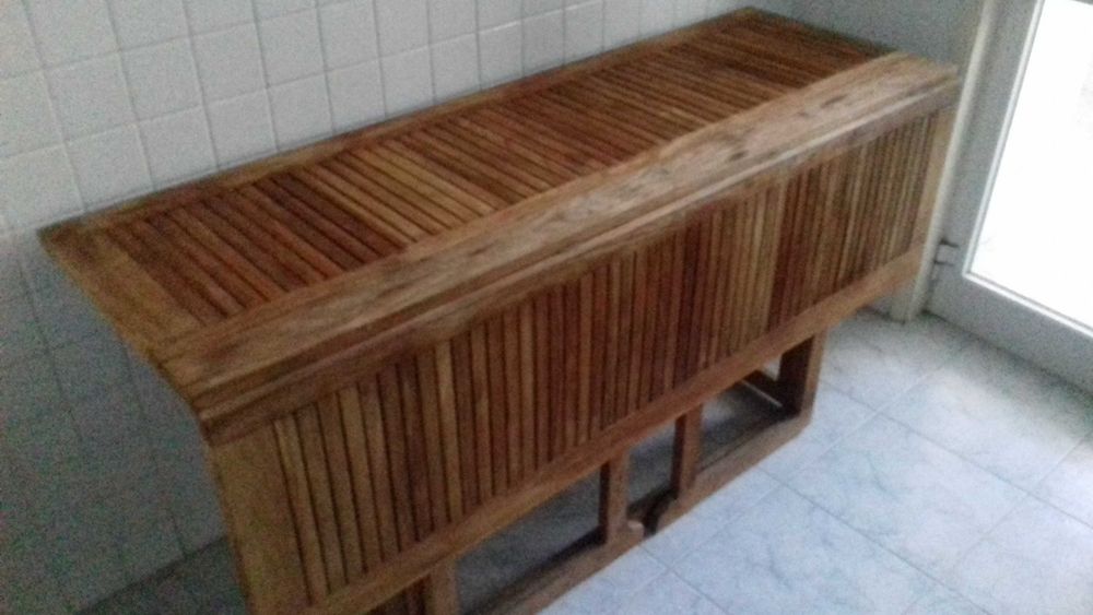 mesa dobrável em madeira maciça de teca