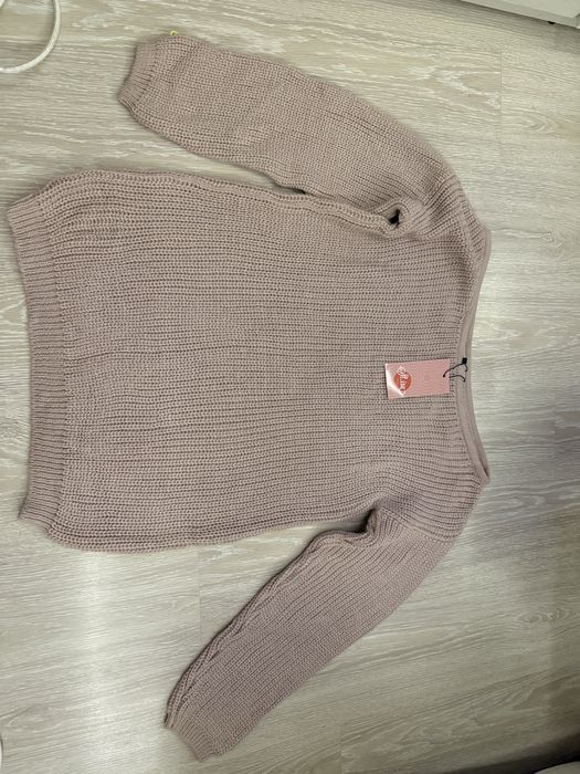 Светр мягусінький с супер складом 50 шерсть 30 альпака