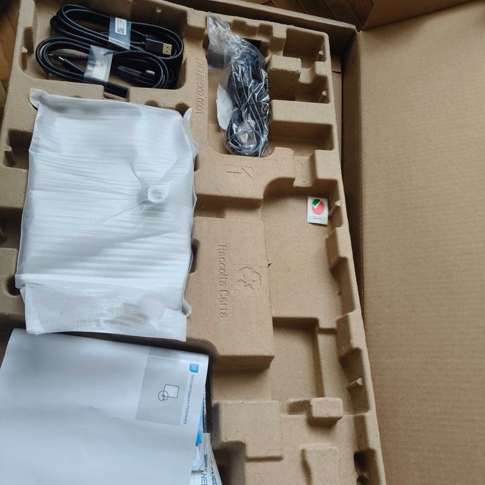 Monitor DELL P2424HEB 23.8 FHD