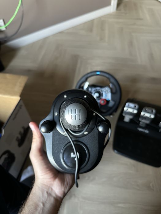 Kierownica Logitech g29
