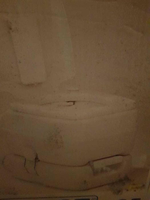 Turystyczne przenosne WC nieuźywane