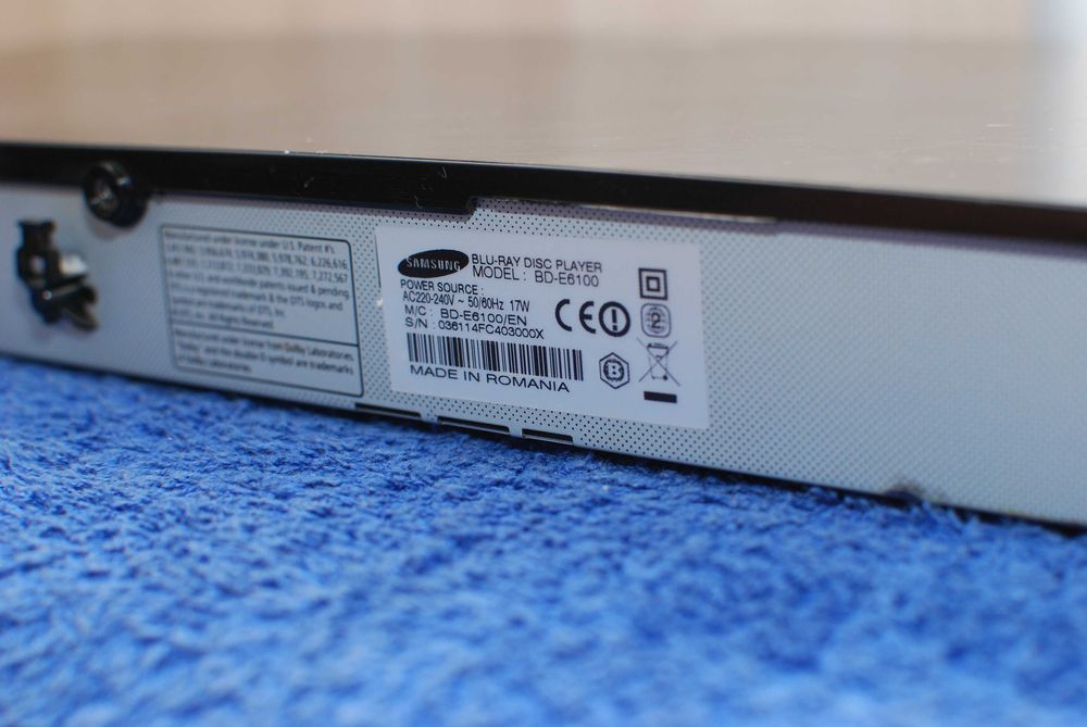 Odtwarzacz Blu-rey DVD Samsung BD-E6100 sprawny z pilotem.