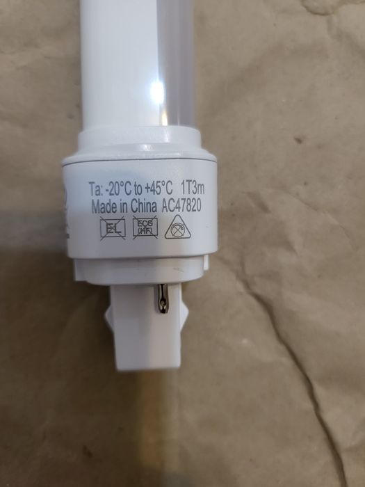 Лампа Led OSRAM DULUX D26 EM 9w для холодильників