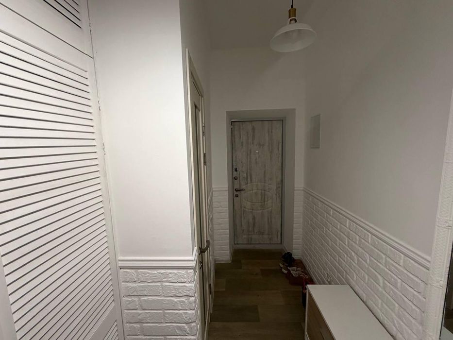 Продам 3-х ком.квартиру на Черемушках. Капремонт.(275-485)