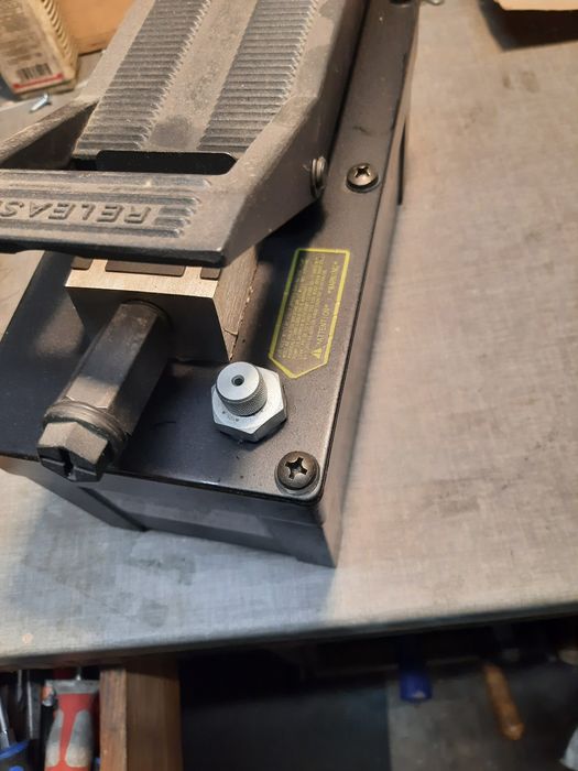 Pompa hydrauliczna pneumatyczna  700 bar