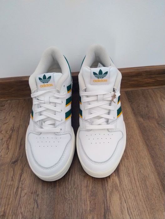 Adidas Team Court 2 STR