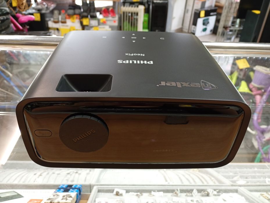 Projektor Philips NeoPix 122, jak nowy, Komis Tarnów Słoneczna 56c