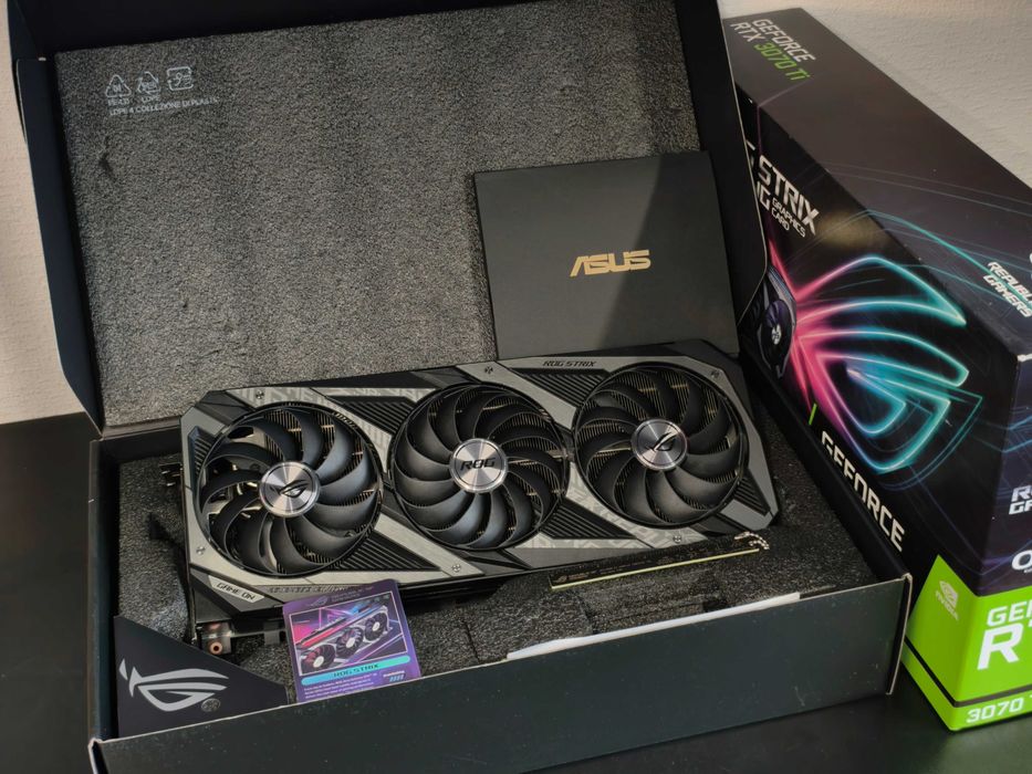 Відеокарта Asus GeForce RTX 3070 Ti ROG Strix Gaming OC 8GB GDDR6X