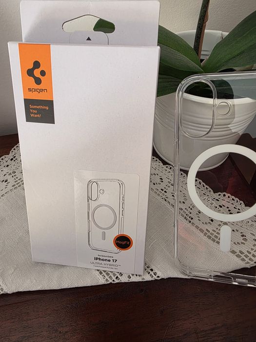 Capa iPhone 17 Spigen Ultra Hybrid ,totalmente nova
