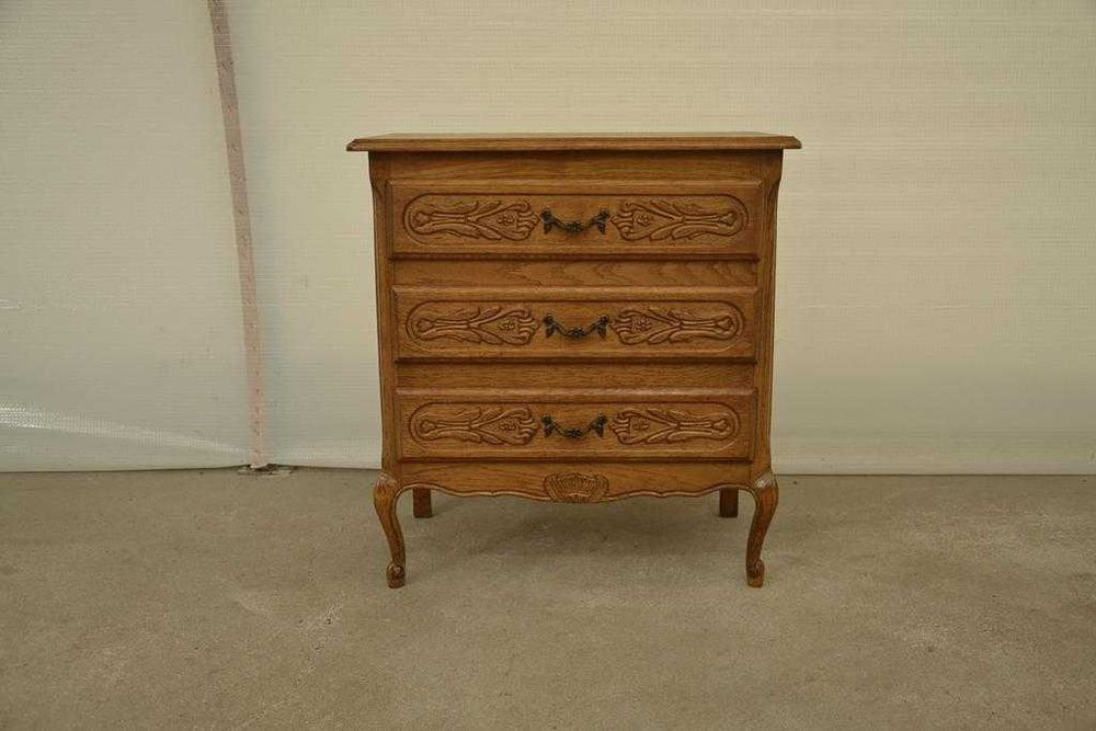 komoda ludwikowska z szufladami