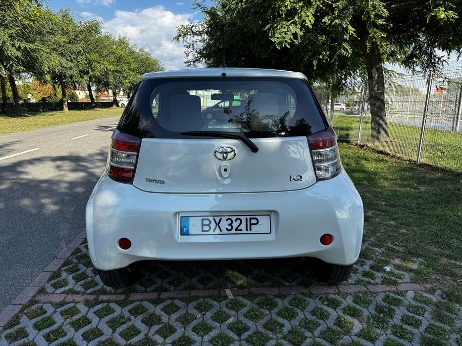 TOYOTA iQ 1.0 gasolina