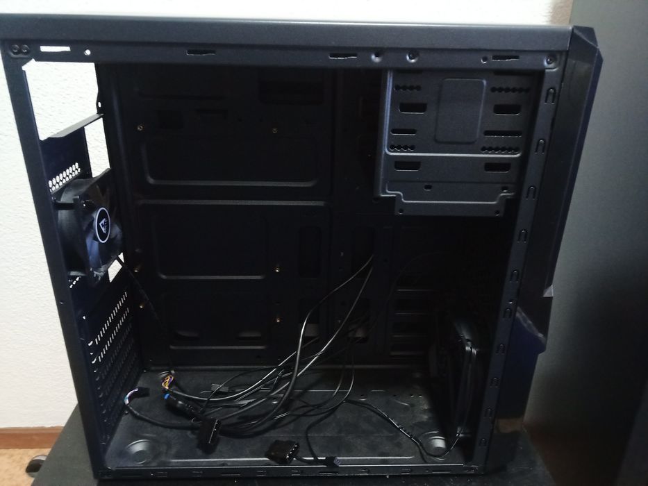 Computer Case64354171176962124