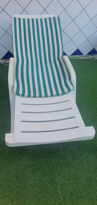 Espreguiçadeira de piscina praia ou quintal