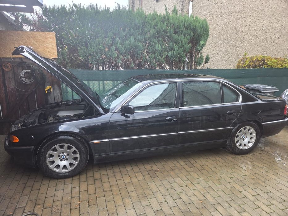 Bmw e38 735i long