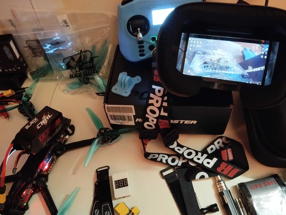 Комплект дрон FPV 5" + апа Radiomaster+ шолом + зарядне і акум