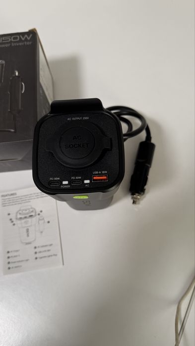 Автомобільний інвертор