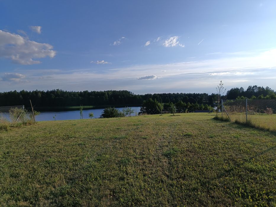 Działka nad jeziorem, pole kempingowe, wakacje nad jeziorem, media