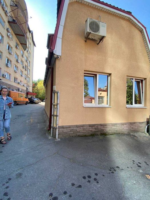 сдам коммерческое помещение на Гоголя 15а Днепр