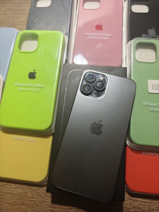 iPhone 12 Pro Max 6.7" 256GB Graphite, em bom estado