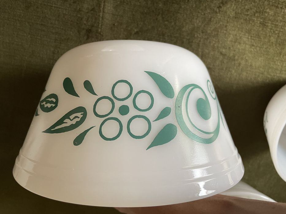 Conjunto de 5 saladeiras / taças em vidro decoradas