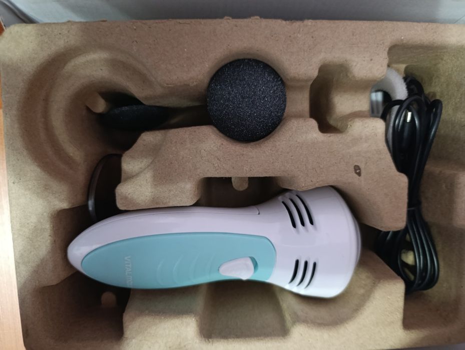 Масажер для обличчя, пилка для ніг