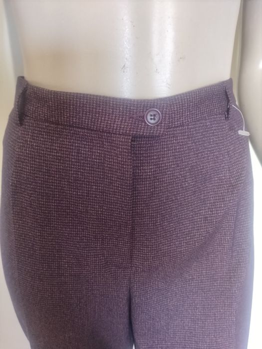 Calças senhora clacicas,linha direita tam 46