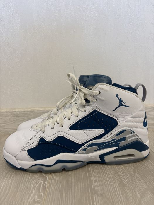 Кросівки Air Jordan Mvp White/Blue