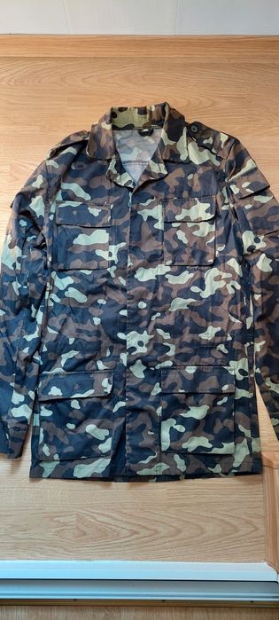 Продам военный  китель.