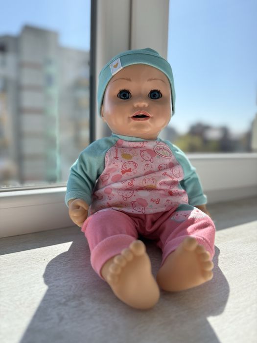 Baby annabelle від zapf creation яка їсть та какає