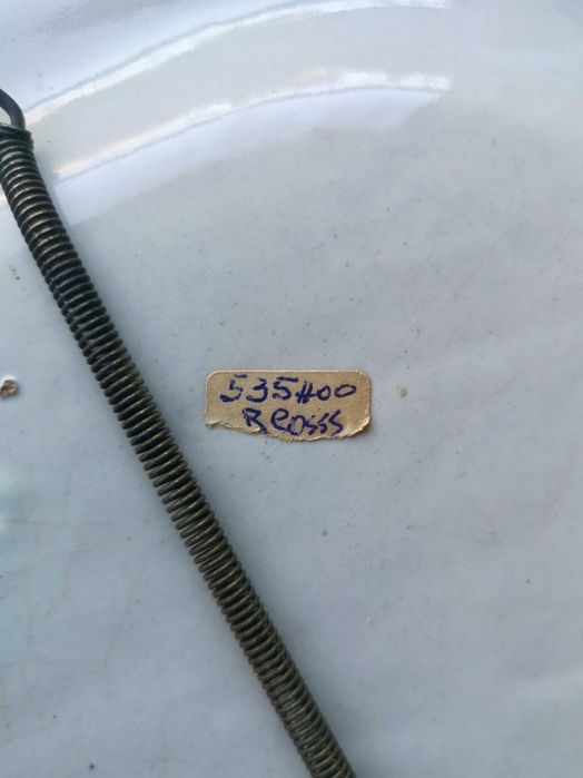 Travessa antiga de cerâmica, pintada à mão – Viúva Lamego
