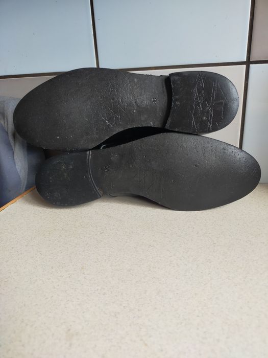 Buty półbuty wizytowe Ochnik lakierki skórzane czarne 39