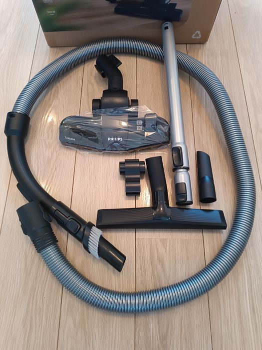 // Odkurzacz Philips PowerPro Seria 3000 FC9333/09 - wąż, rura itd.