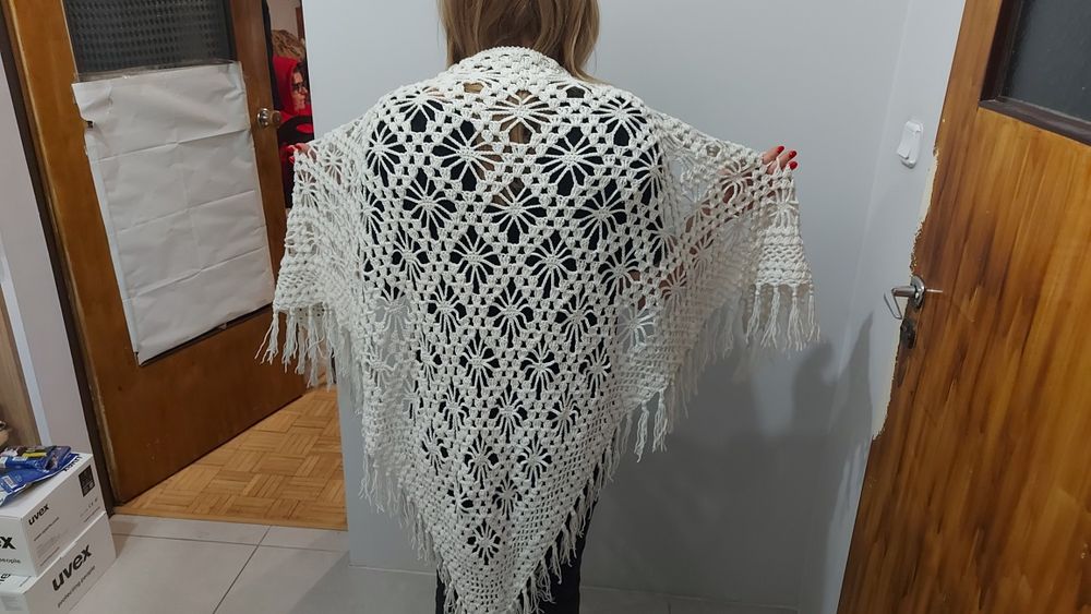 Husta ażurowa rękodzieło