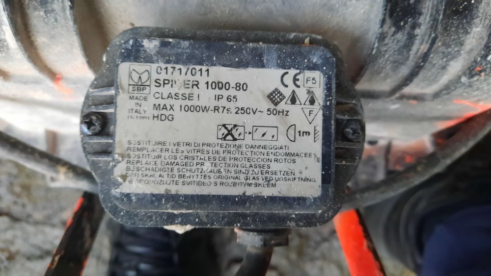 Foco de luz a funcionar perfeitamente