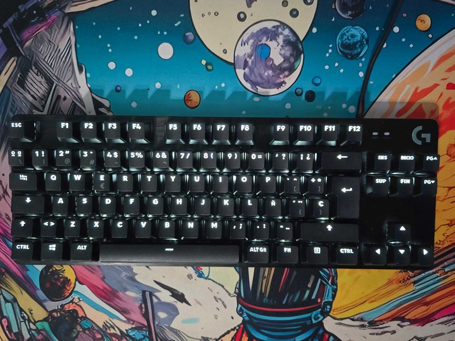 Teclado Logitech G413 TKL SE + Rato Logitech G402