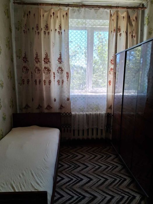 Сдам гостинку м. Хол.Гора