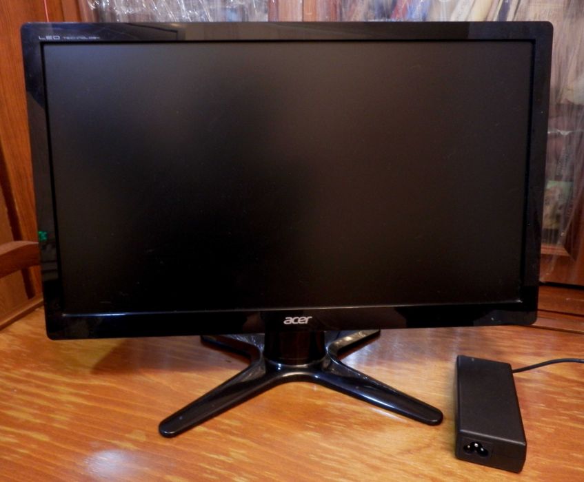 Монітор Acer 20" G206HQL з зовнішнім блоком живлення 19V 30Вт