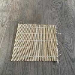 Mata do robienia sushi nowa