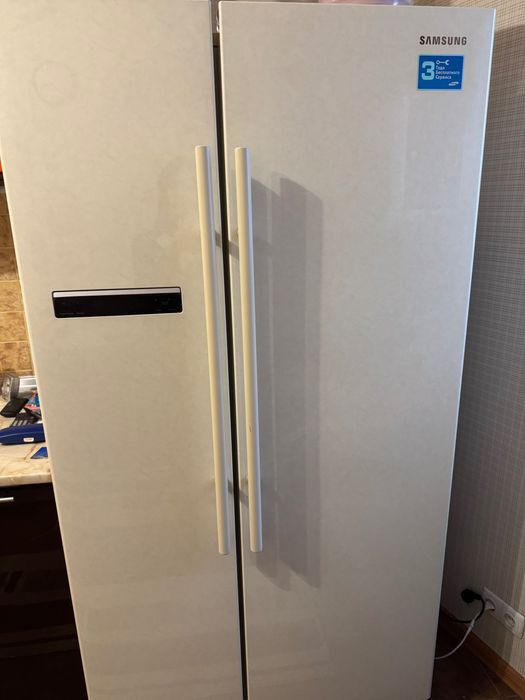 Продам холодильник Sumsung