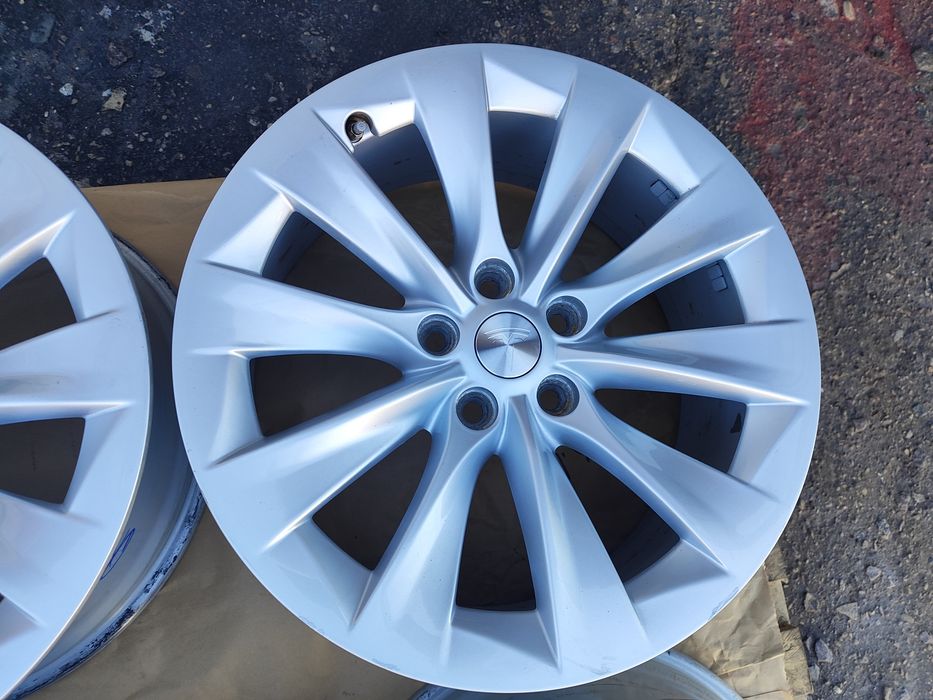 Диск TESLA SR R19 5x120 1059337-00-A 12-20 ET40 8J тесла