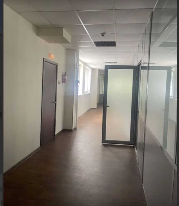 Продаж Окремо розташована будівля вул. Бориспільська Нова Дарниця