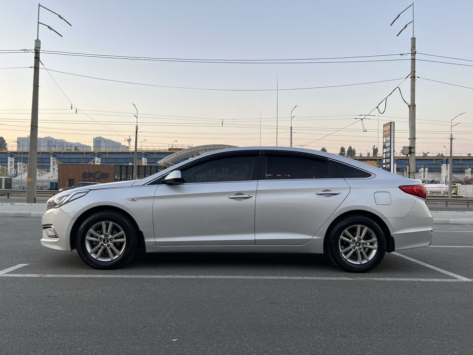 Hyundai Sonata LF LPI