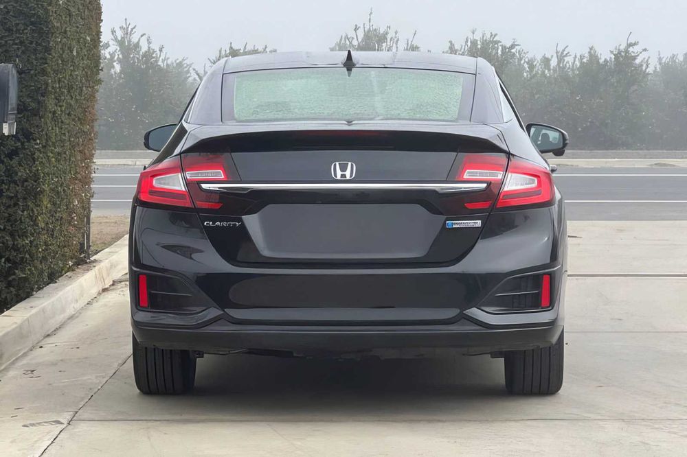 Honda Clarity      2020