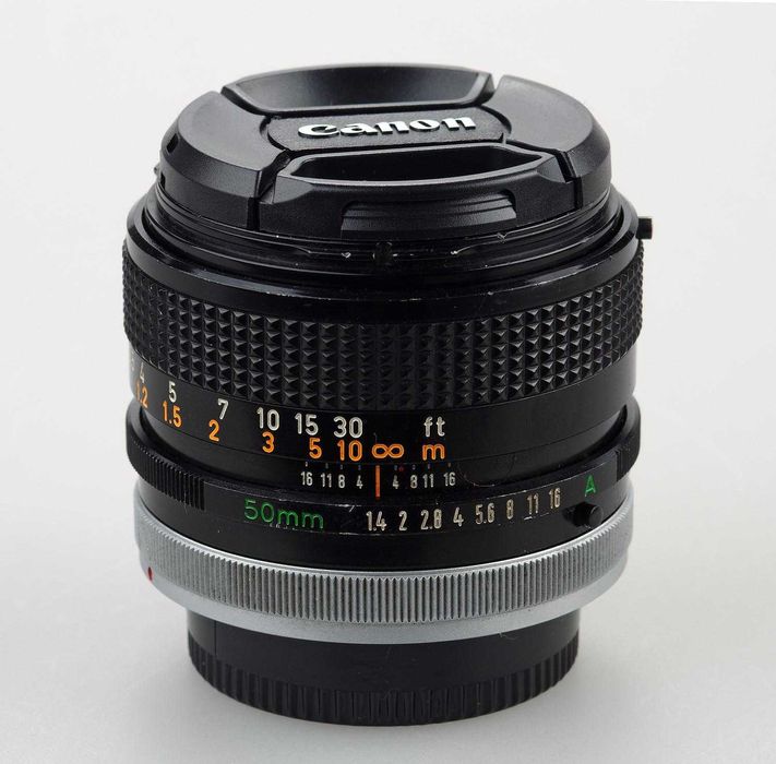 Мануальна світлосильна п’ятидесятка з байонетом FD Canon 50/1,4 FD SSC