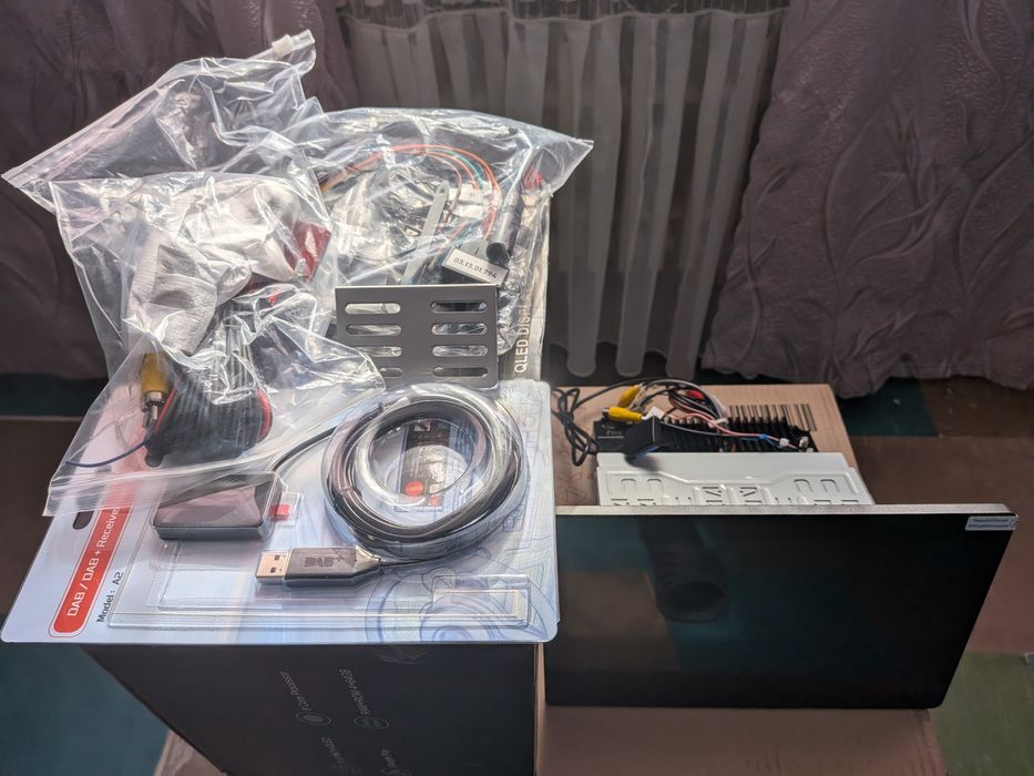 Нова Андроїд магнітола PORMIDO PR-G10A 4/64GB | Екран 11.8" QLED 2K