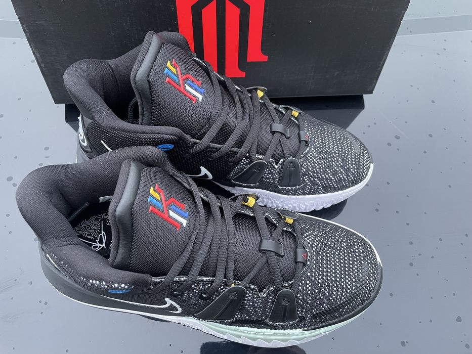 Баскетбол Nike Kyrie 7 BK black 40р.в наявності