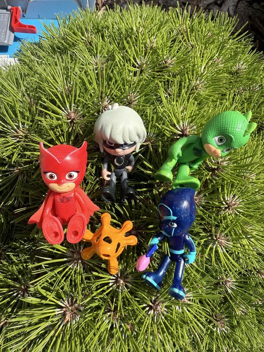 Героі в с масках, оригінальні фігурки