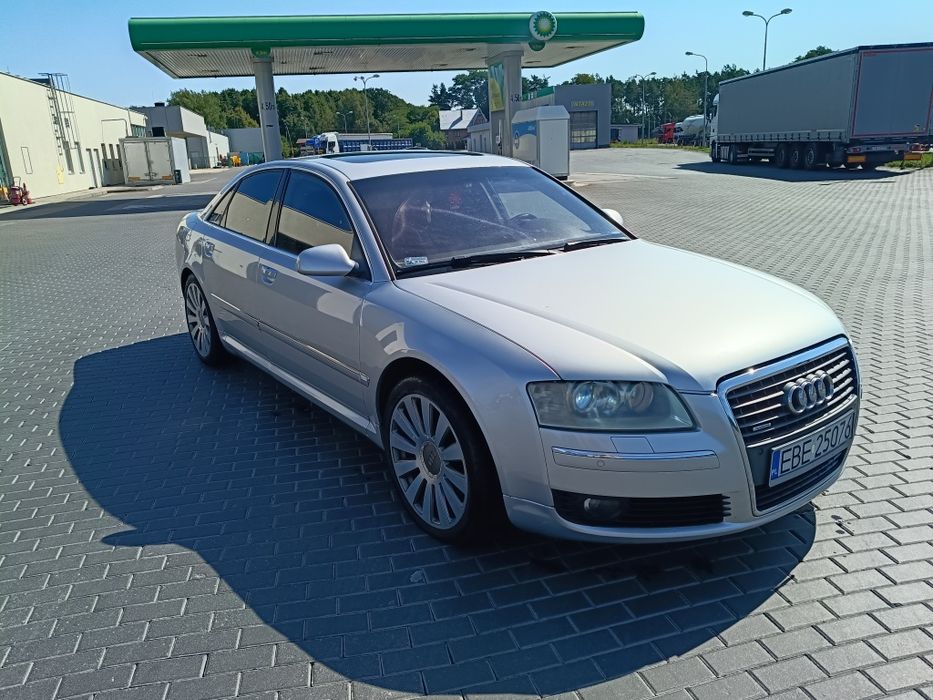 Audi A8 D3 4.0 V8